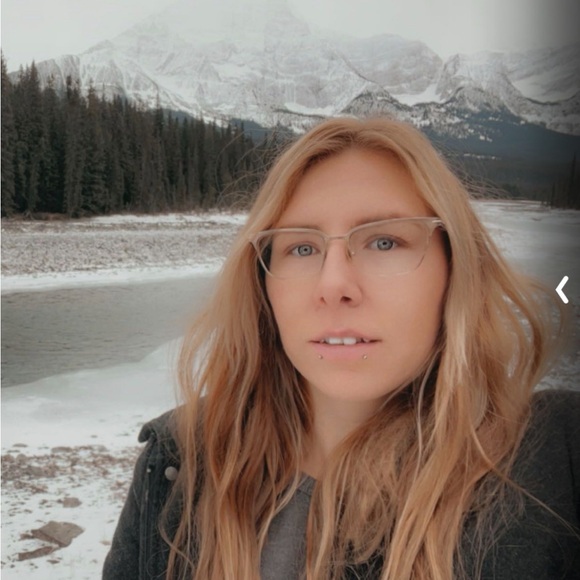 Meet your Posher, Shy - Picture 5 of 5